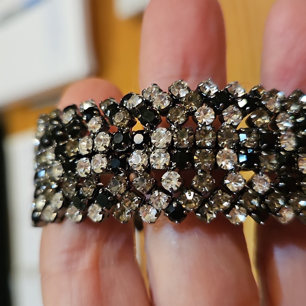 Elegant Black and Silver Rhinestone Embellished Women's Bracelet
